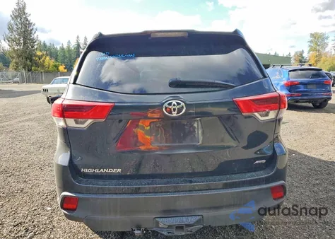 2019 Toyota Highlander Le from USA, damaged, VIN 5TDBZRFH2KS963711
